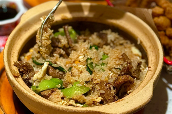 众里寻煲仔饭
