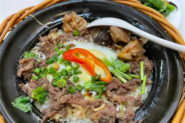 源香煲滋煲味煲仔饭 源香煲滋煲味煲仔饭