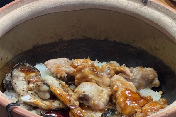 煲时光煲仔饭