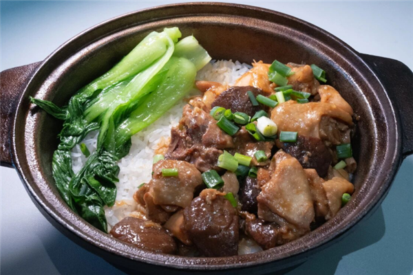 一煲一坐煲仔饭 一煲一坐煲仔饭
