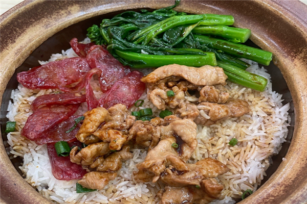 满顺达广式烧腊煲仔饭 满顺达广式烧腊煲仔饭