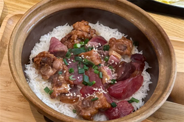 淇记煲仔饭