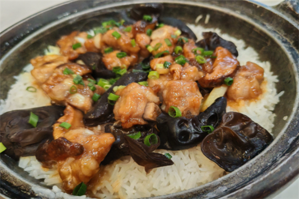 众里寻煲仔饭
