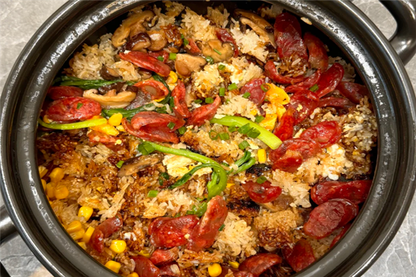 米园煲仔饭