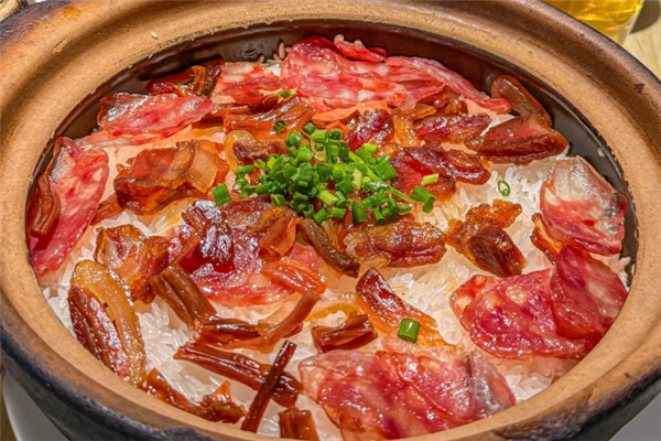 客嘉人煲仔饭 客嘉人煲仔饭