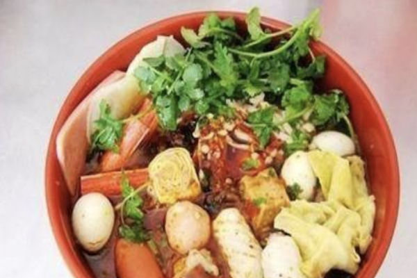 福阿婆麻辣烫