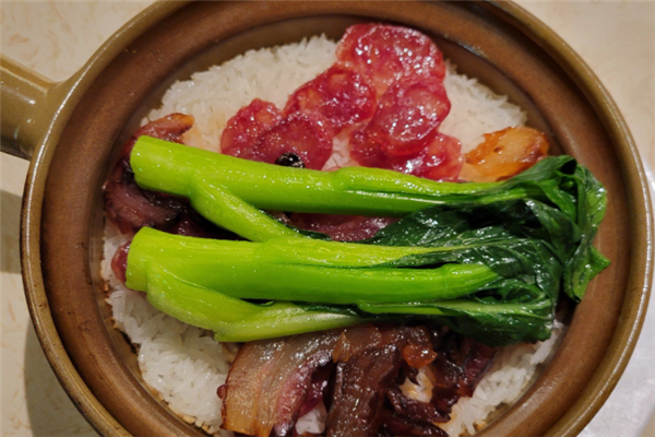 饭先森煲仔饭 饭先森煲仔饭