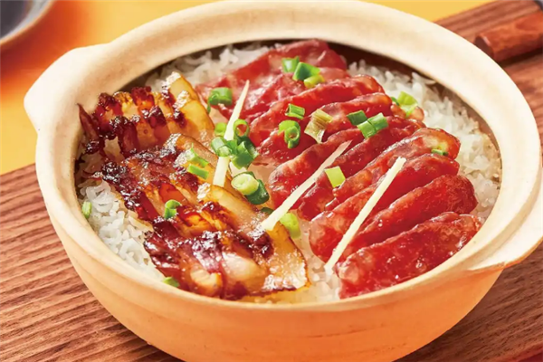 一煲万物煲仔饭