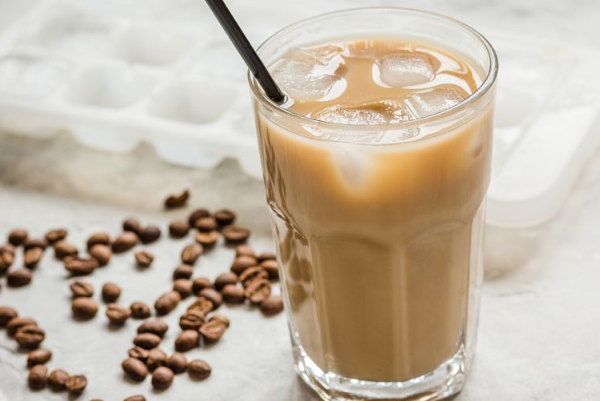 小佶鲜奶茶