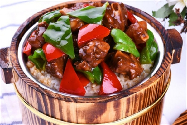 稳大叔湘味木桶饭