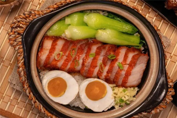 英英煲仔饭