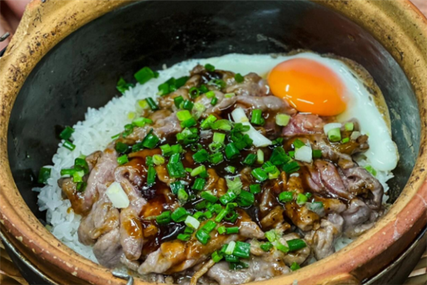 添口福煲仔饭