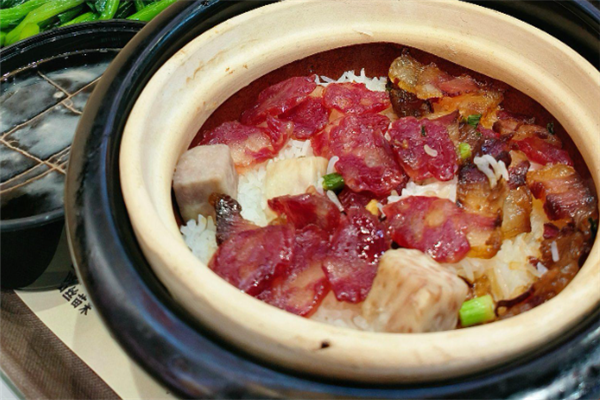 小锅锅煲仔饭