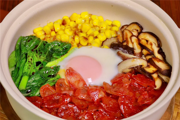 铮铮日尚广式煲仔饭