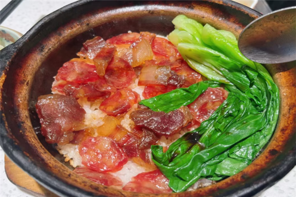 美滋煲仔饭