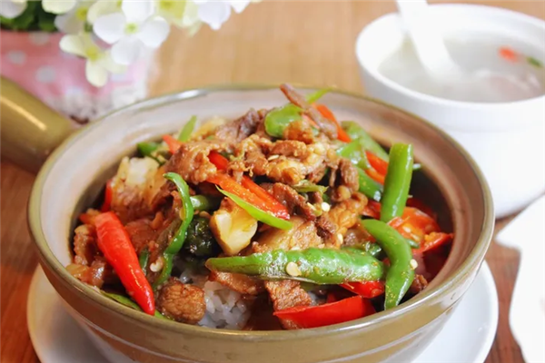 肖婆婆煲仔饭