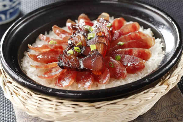 仔王来了煲仔饭