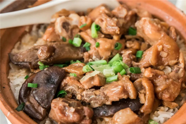 美滋煲仔饭