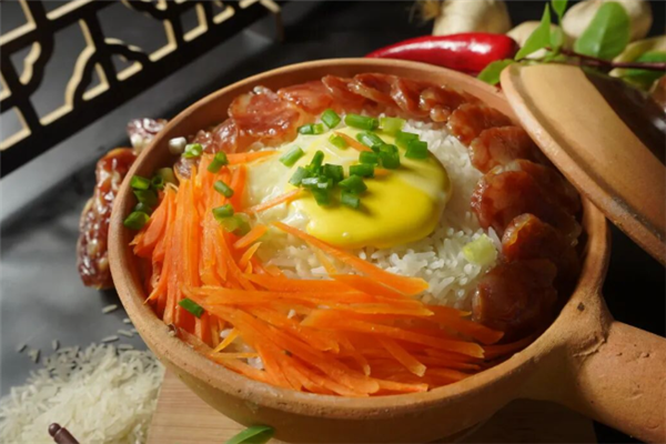 食光粤式煲仔饭
