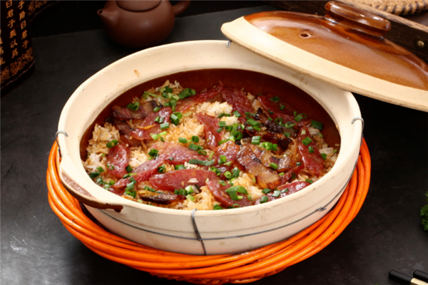 肖婆婆煲仔饭