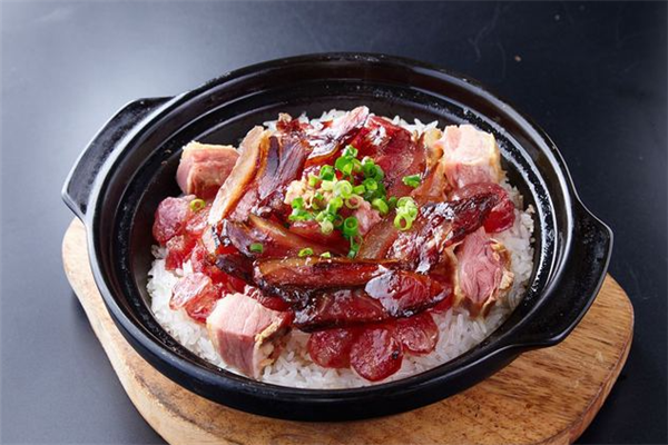 原味多煲仔饭 原味多煲仔饭