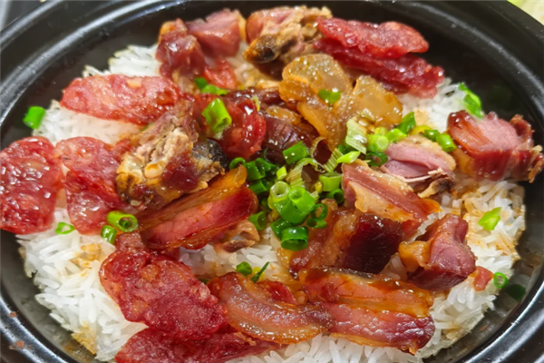 小锅锅煲仔饭
