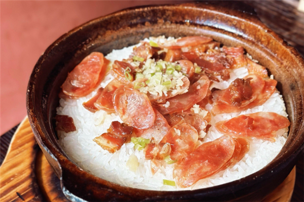 早当家煲仔饭 早当家煲仔饭