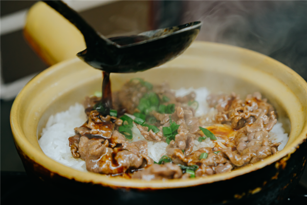 王记数码煲仔饭