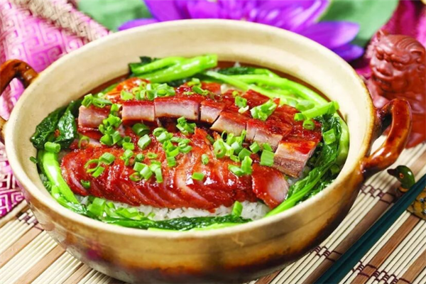 咣咣煲仔饭