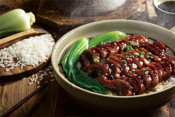 味风暴煲仔饭