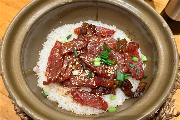 臻欣膳煲仔饭