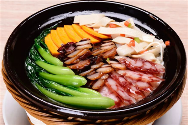 粤食粤味煲仔饭