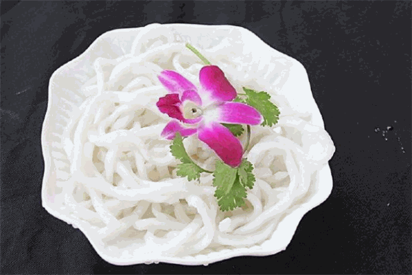 土豆俩砂锅土豆粉