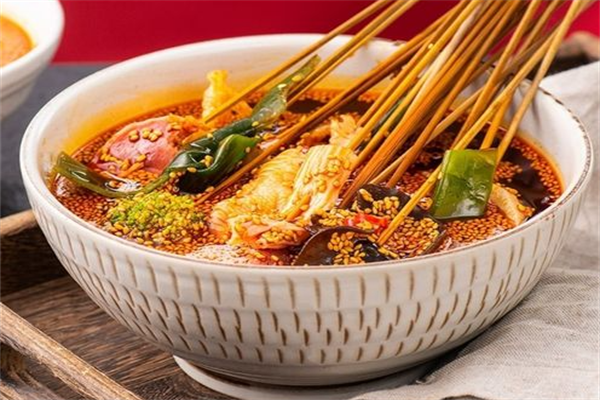 冷锅麻辣烫