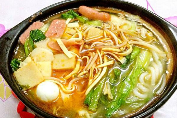 湘川风砂锅土豆粉米线