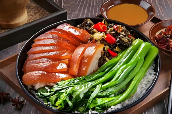 一品香卤肉饭 一品香卤肉饭