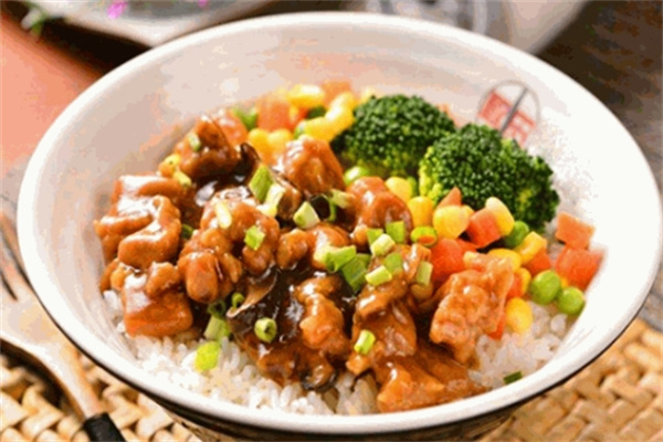 小板凳饭店加盟