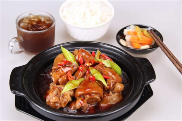 香口福黄焖鸡米饭