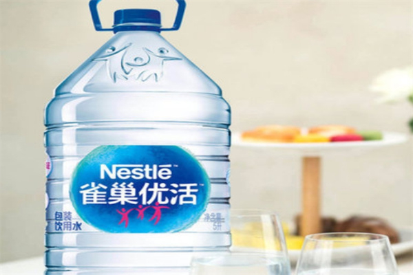 雀巢矿泉水