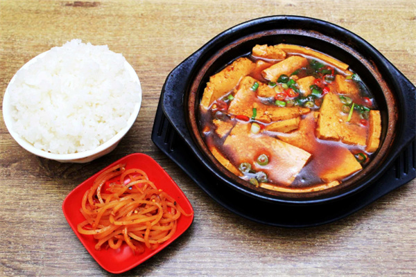 香口福黄焖鸡米饭