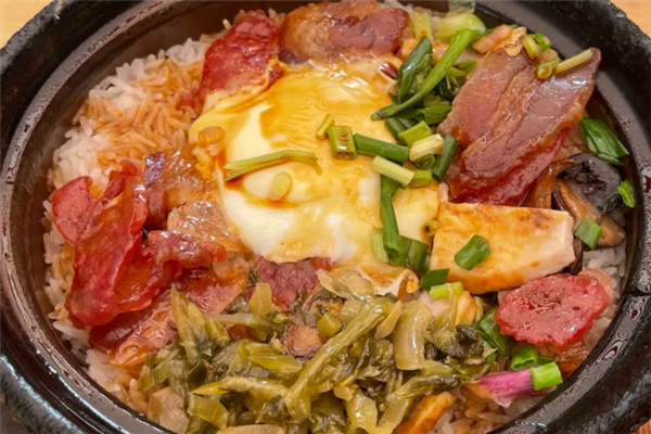 思密达煲仔饭