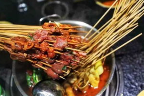 椒熟时串串麻辣烫