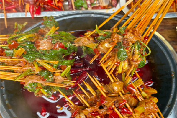 苏尝串串香