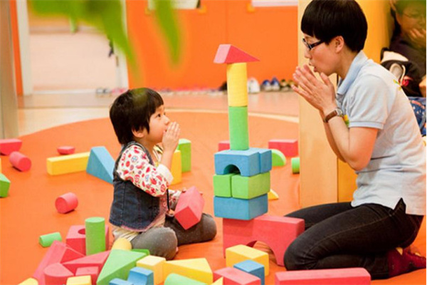 洪恩幼儿英语