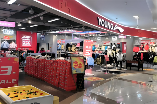 李宁青少年童装 李宁青少年童装
