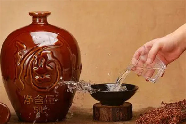 高原蓝白酒 高原蓝白酒