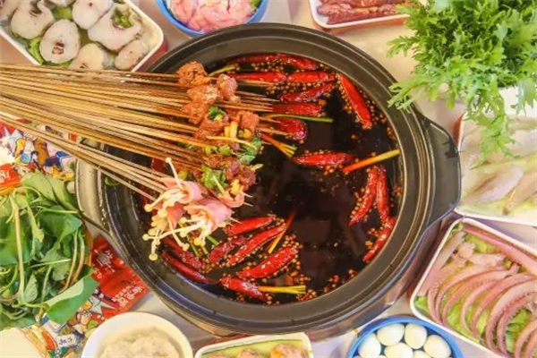 串签麻辣烫锅 串签麻辣烫锅