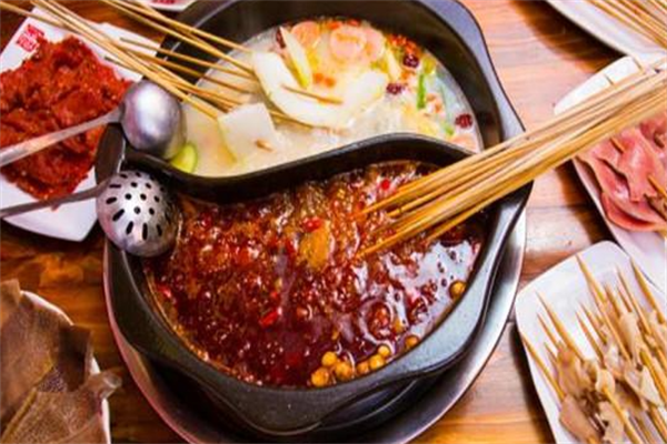 九合石锅串串香 九合石锅串串香