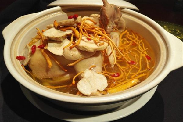 霸王药膳鸡
