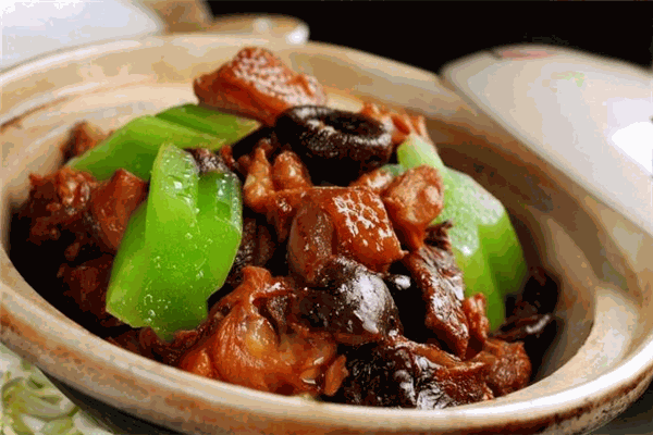 怡程黄焖鸡米饭